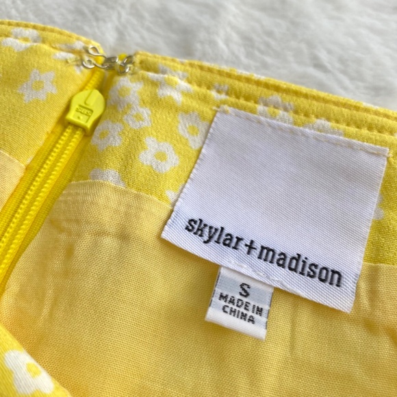 NWT Red Dress Boutique Yellow Floral Print Two Piece Set in Size Small - Picture 14 of 16